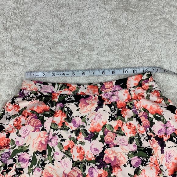 Lily Rose A Line flower scuba skirt, small - Picture 4 of 7